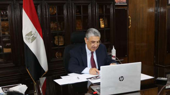 وزير الكهرباء: دراسات متقدمة لربط الطاقة مع العراق عبر الأردن