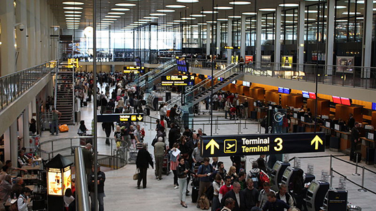 إخلاء مطار بالدنمارك بعد تهديد بقنبلة