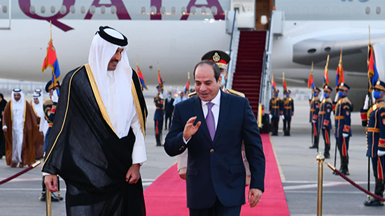 الرئيس السيسي وأمير قطر يؤكدان علي ضرورة وقف حرب غزة واستعادة الأمن والاستقرار بالأقليم