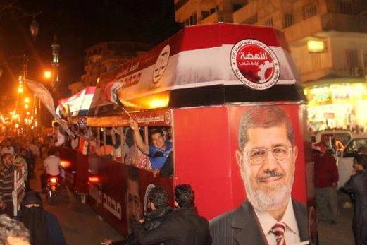 بلاغات متعددة ببطاقات التصويت المؤشر عليها لصالح مرسى