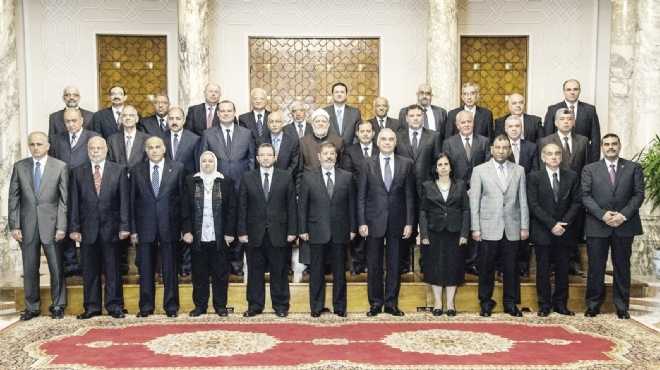 مرسي و قنديل في صورة تذكارية مع التشكيل الحكومي الجديد