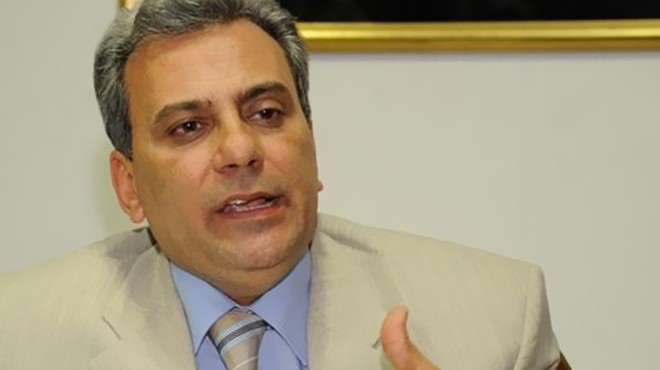  الدكتور جابر جاد نصار، أستاذ القانون الدستوري بجامعة القاهرة