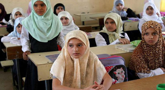 مدرسة بكفر الشيخ تلزم الطالبات بإرتداء الحجاب