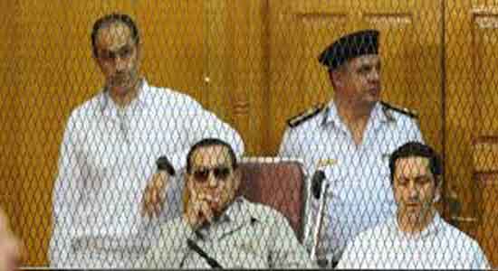 وصول مبارك إلي مقر إعادة محاكمته بأكاديمية الشرطة