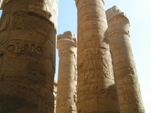 غزو الفرس لمصر فقد نهبوا الآثار المصرية