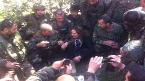 صورة الفنانة رغدة مع الجيش السورى