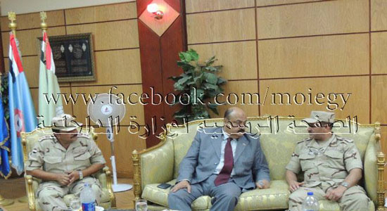بالصور.. مدير أمن الدقهلية وقادة الجيش يحتفلون بعيد تحرير سيناء