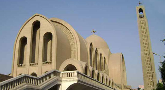 الكنيسة في بيان رسمي تكذب حملة حمدين صباحي