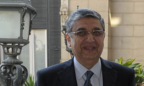 د. محمد شاكر وزير الكهرباء والطاقة المتجددة 