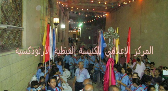 مسلمون وأقباط يحتفلون بعيد مارجرجس بكنائس مصر القديمة