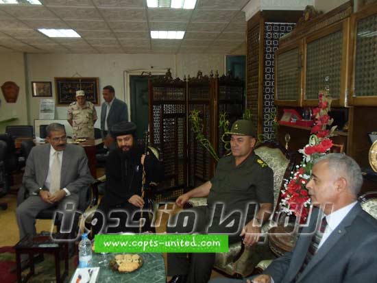  بالصور.. أسقف السويس يهنئ المحافظ و قائد الجيش الثالث بعيد الفطر