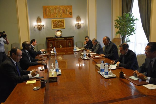  اجتماع بالخارجية المصرية لمناقشة تسهيلات وتأمين عودة المصريين من ليبيا