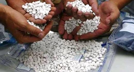  قسم السلوم يحبط تهريب أقراص مخدرة عبر ليبيا ويضبط حائزها