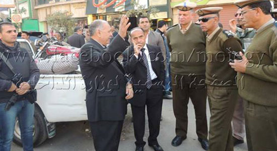 محافظ الفيوم ومدير الأمن يترأسان حملة مرورية بميدان المسلة