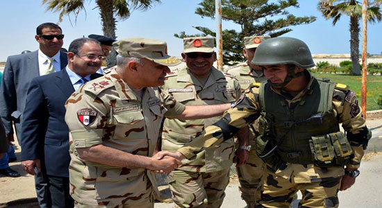 وزيري الدفاع والداخلية يتفقدان القوات المسلحة والشرطة في سيناء