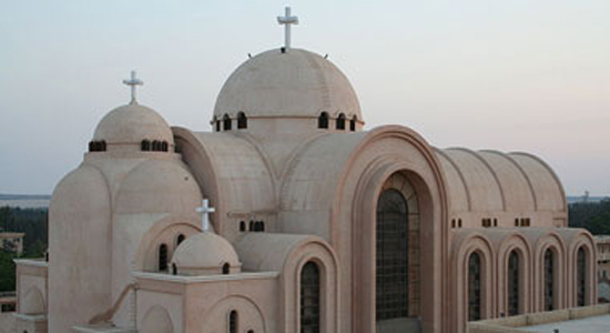 دير الأنبا بيشوى يفتتح حساب للتبرع لإعمار الدير بعد كارثة السيول