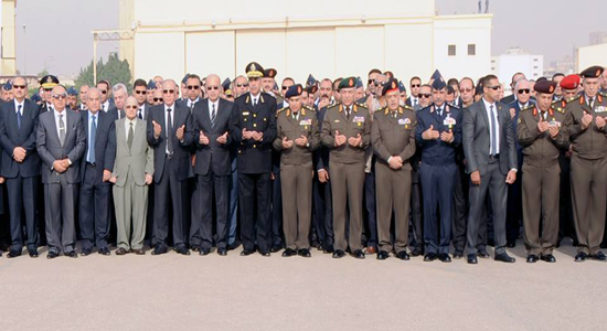 رئيس الوزراء ووزيرا الدفاع والعدل يتقدمون الجنازة العسكرية لشهداء القضاء بالعريش