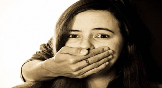 أسرة قبطية تتهم مسلم باختطاف ابنتهم بسوهاج قبل زفافها بشهر 
