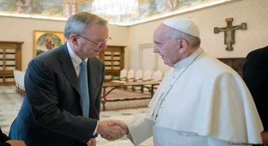 بابا الفاتيكان يلتقي بالرئيس التنفيذي لمجموعة 