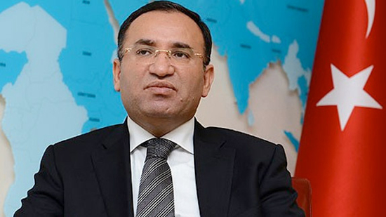  وزير العدل التركي: مقتل 10 في هجوم مطار أتاتورك