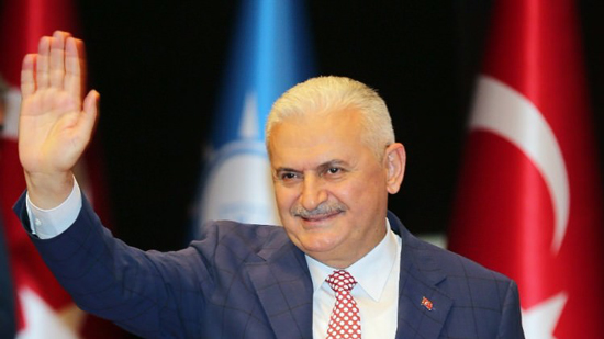  رئيس الوزراء التركي يُعلن موافقة البرلمان على مصالحة إسرائيل