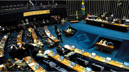  عزل رئيسة البرازيل بسبب مخالفتها لقوانين الميزانية