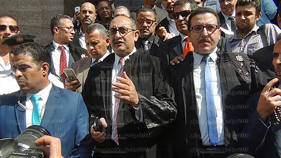 في أولى جلسات الإدارية العليا خالد علي يفاجئ المحكمة بطلب غريب عن 
