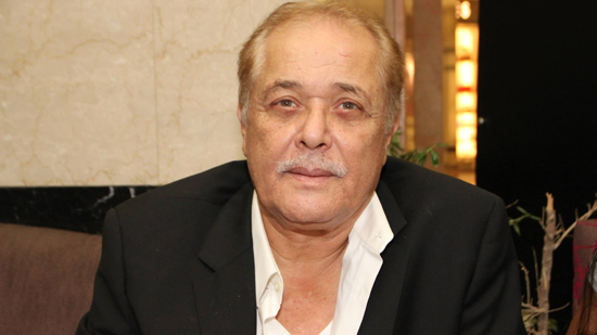 محمود عبدالعزيز