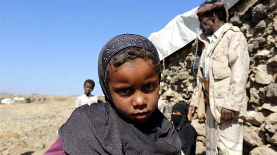 الرئيس اليمني منصور هادي يتهم المتمردين الحوثيين بإهدار فرص السلام