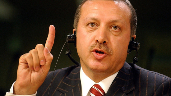 أردوغان: عملياتنا في سوريا تهدف لإنهاء حكم الأسد