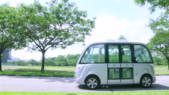 سنغافورة تطلق حافلة ذاتية القيادة مع بداية 2017
