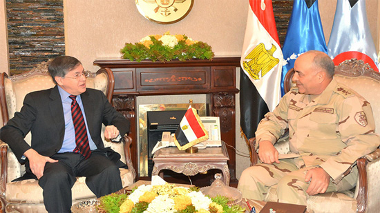 مباحثات بين الجيش المصري والقوة متعددة الجنسيات