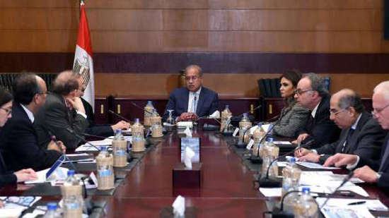 شريف إسماعيل يناقش مناخ الأعمال والاستثمار مع نائب رئيس البنك الدولي