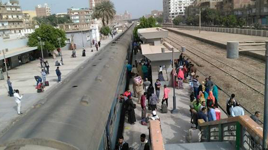 اصطدام قطار بونش في سيدي جابر بشرق الإسكندرية