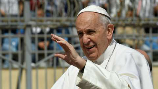  البابا فرنسيس يهاجم سلاح 