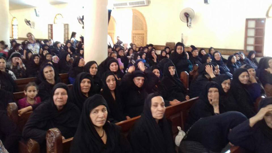 بالصور.. مطرانية المنيا تنظم لقاء للأرامل لـ 17 كنيسة 
