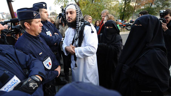 النمسا تقرر حظر ارتداء النقاب في الأماكن العامة