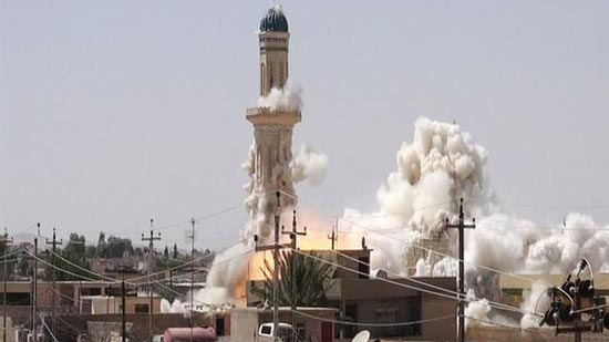 إمام مسجد الروضة: هاجم الإرهابيون المسجد بالأسلحة النارية وألقوا القنابل خارج المسجد