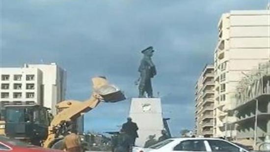  تمثال الفريق من ميدان ببورسعيد