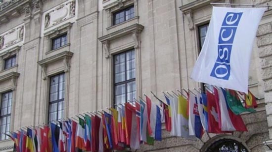مؤتمر أوروبي يطالب بحماية الصحفيين من الاعتداءات والقهر بسبب عملهم 