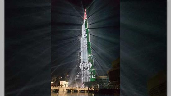 برج خليفة بأضواء مبهرة