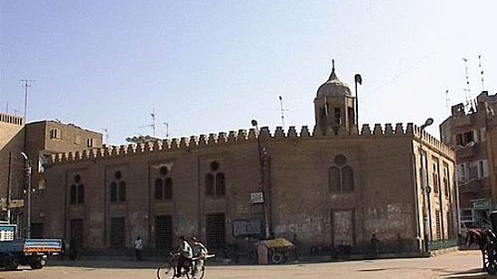 نائب قبطي: وزير الآثار تعهد بإسناد أعمال ترميم مسجد 