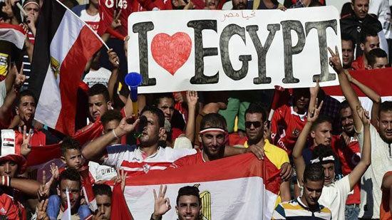من المقهى إلى روسيا.. كم سينفق المصريون لمشاهدة المنتخب في المونديال؟