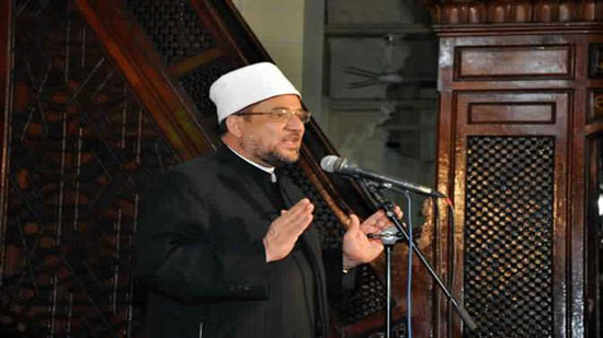 وزير الأوقاف ومحافظ القاهرة يؤديان صلاة الجمعة بمسجد «زين العابدين»