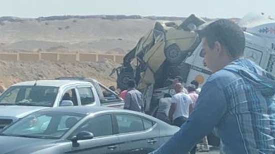 مصرع 12شخصا وإصابة 7 آخرين فى حادث تصادم على الطريق الصحراوى بالمنيا