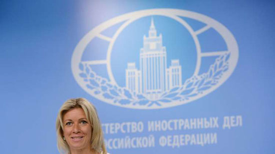 زاخاروفا تنفي أي صلة للسفير الروسي في لندن بممول 