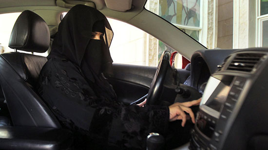  آل الشيخ: قيادة المرأة السيارة ليس فيها أي مخالفة شرعية