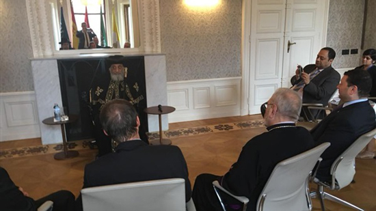 بالفيديو ..البابا تواضروس يزور مركز الملك عبد الله للحوار فى فيينا 