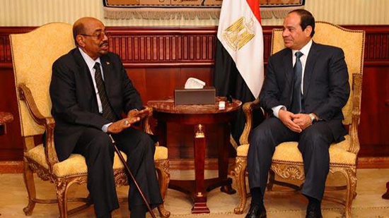 السيسي يبعث برسالة خطية للرئيس السوداني