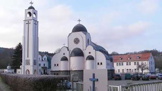 الكنيسة النمساوية تحتفل بعيد سانت تريز وبتجليس الكاردينال شونبرن فى أول اكتوبر